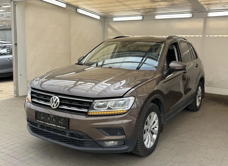 Volkswagen Tiguan II, 1.4 AMT (150 л.с.)